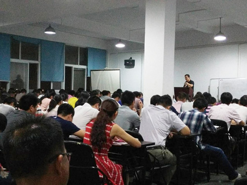 10月公司開展16年第三次全體業務員培訓