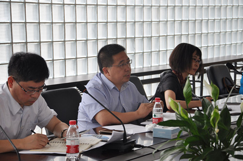 區領導到物聯網產業園現場辦公