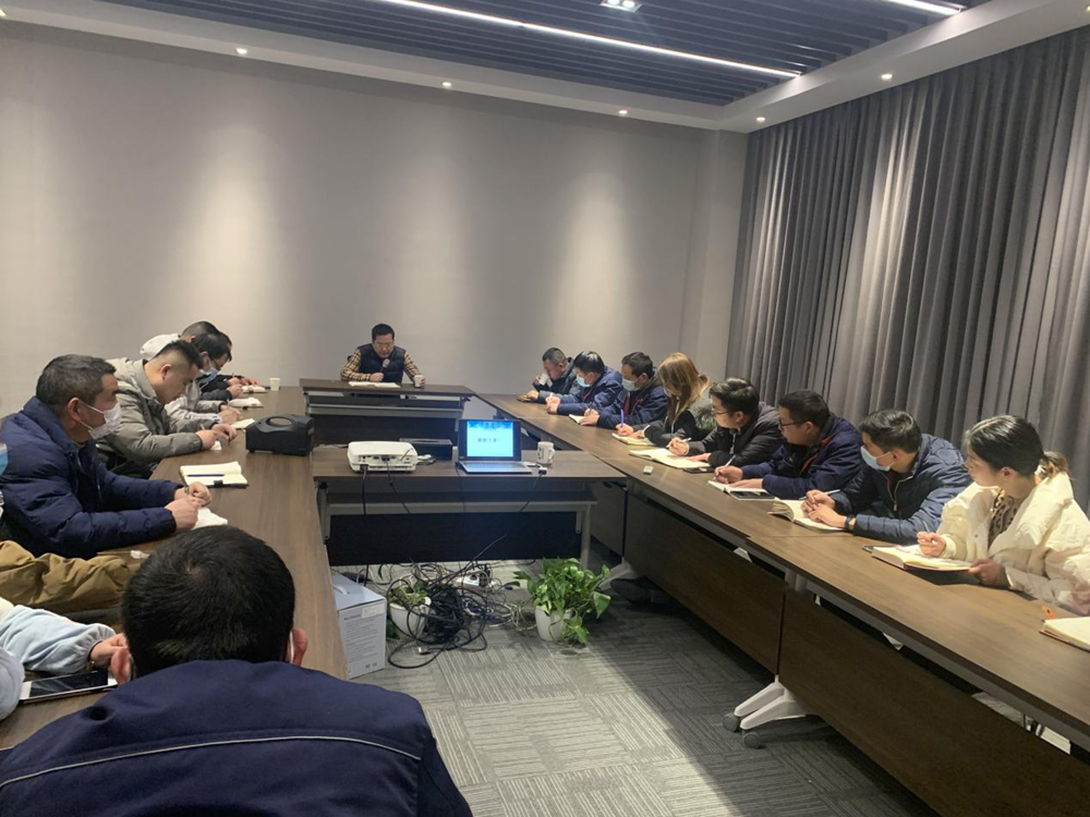 集團總裁柯建東等一行蒞臨鄭州公司指導工作