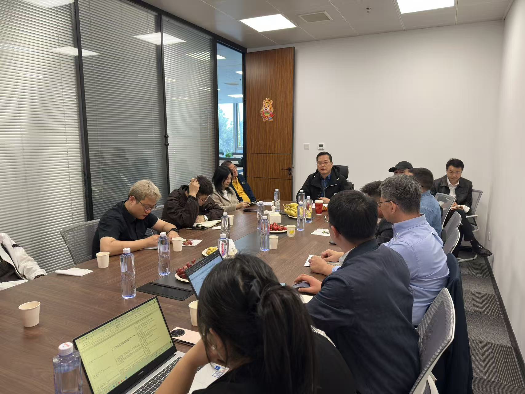 集團董事長柯建東率隊赴武漢、重慶子公司，深化集團業務融合互促